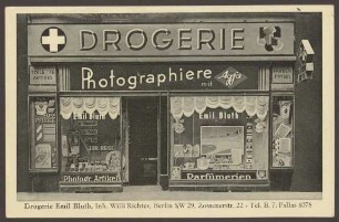 Ansichtskarte „Drogerie Emil Bluth“, Zossener Straße 22