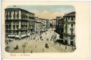 Neapel, Italien. Via Medina