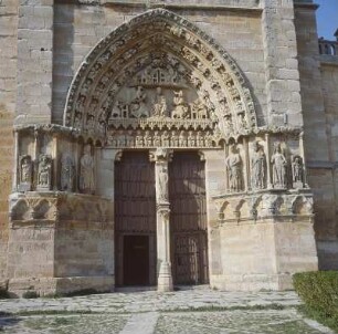 Carrión de los Condes. Santiago Kirche. Portal (Westseite)