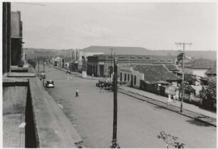 Straße vor dem Hotel in Campo Grande