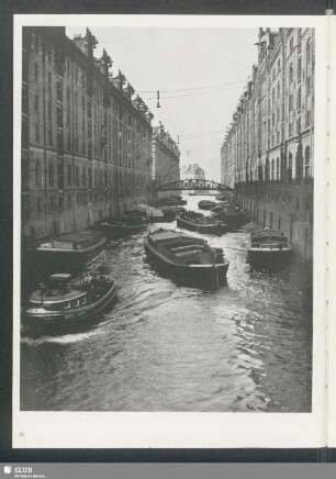 Wasserseite der Speicher am Sandtorkai