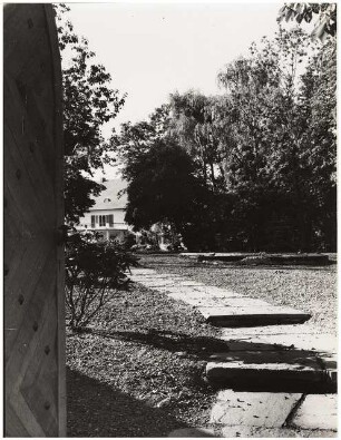 Garten von Bauer, Rhode: Gartenweg mit Treppe