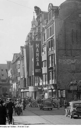 Geschmückte Grimmaische Straße