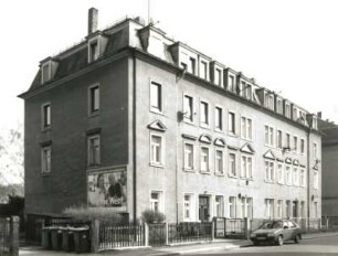 Dresden-Pieschen, Maxim-Gorki-Straße 48/46. Doppelwohnhaus (2.H.19.Jh.). Straßenansicht