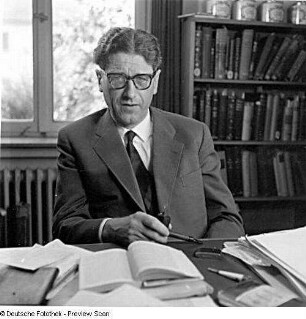 Theodor Eschenburg : Eschenburg, Theodor (1904-1999; Politikwissenschaftler, Publizist, Staatsrechtler)