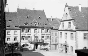 Endingen: Marktplatz mit Rathaus