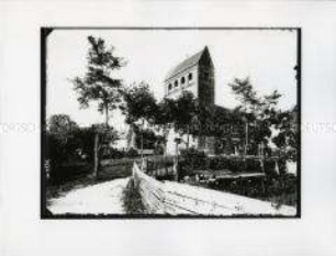 Außenansicht der Kirche "St. Marien und Willebrord" zu Schönhausen an der Elbe