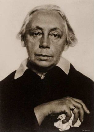 Käthe Kollwitz, aus dem Album "Ausstellung Hugo Erfurth - Bildnisse aus dem XX. Jahrhundert, Konstanz 1949"