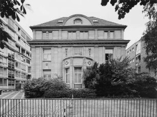 Literaturhaus; Frankfurt, Bockenheimer Landstraße 102