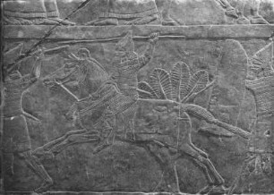 Szenen aus dem Heeresleben, Vierzoniges Relief aus dem Palast von Ninive