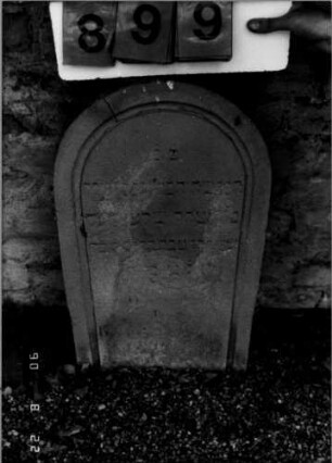 Grabstein 899