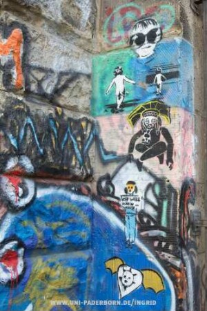 iCH WiLL iN MEiN..TACHELES!