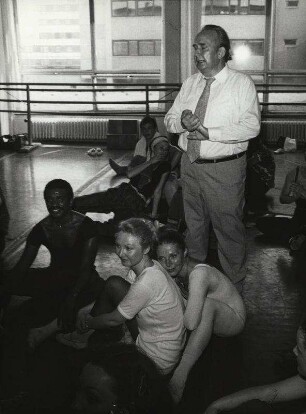 Theater des Westens, Premiere 4/5 Okt. 80, A Chorus Line, Karl Vibach Regie, Uschi Heyer, Henriette Gonnermann