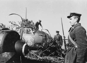 2. Weltkrieg, Kampfflugzeug Junkers JU 88 A, abgeschossen bei Kiew