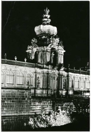 Dresden. Zwinger, Kronentor, Nachtaufnahme