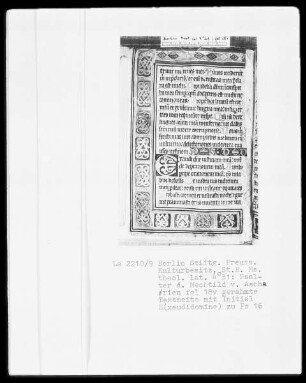 Psalter der Mechthild von Anhalt — Initiale E (xaudi domine) und Dreiviertelbordüre, Folio 18verso