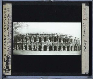 Nîmes, Amphitheater