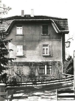 Radebeul, Mittlere Bergstraße 41. Wohnhaus (um 1910). Gartenfront