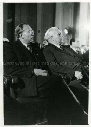 Wahl Wilhelm Piecks zum Präsidenten der DDR durch die Provisorische Volks- und Länderkammer