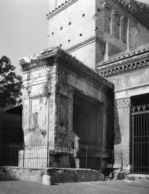 Arco degli Argentari