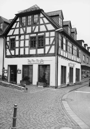 Idstein, Weiherwiese 2