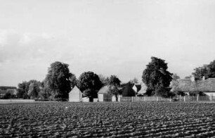 Mücka-Förstgen. Blick vom Windmühlenberg auf das Dorf