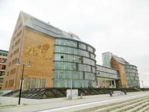 Rostock: Business-Center im Stadthafen (Silohalbinsel)