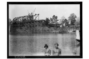 Projekt Bandora-Brücke : Ban Dara (Provinz Uttaradit). Bandora-Brücke. Beginn des Bandora-Brückenbaus, 1909