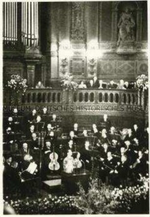 Joseph Goebbels eröffnet die Leipziger Messe