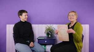 Gelbe Karten & Lila Latzhosen - Fundstücke der Borkener Frauenbewegung