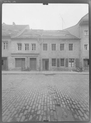 Pirna-Altstadt, Schmiedestraße 12/13. Wohnhäuser (17. Jh.). Straßenfront