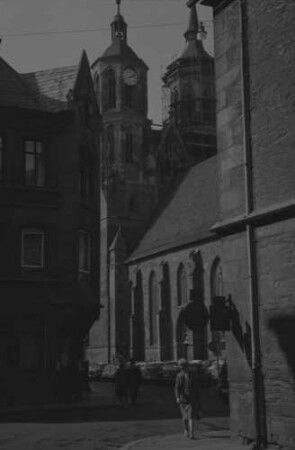 Göttingen: Durchblick zur Johanniskirche