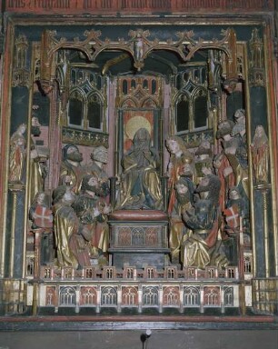 Hauptaltar — die Ausgießung des Heiligen Geistes (Mittelschrein)