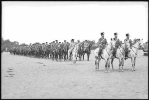 Großenhain. Eskadron im Marsch Kolonne zu Vieren - Husaren-Regiment Nr.18
