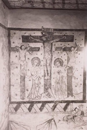 mittelalterliche Fresken: Kreuzigung mit Maria und Johannes
