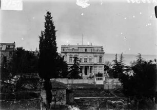 Villa : Blick auf eine Villa in Moda