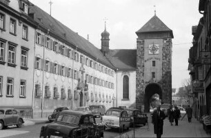 Villingen, Villingen-Schwenningen: St. Ursula-Kloster und Tor