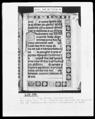 Psalter der Mechthild von Anhalt — Initiale F (undamenta) und Dreiviertelbordüre, Folio 100recto