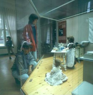 Hanau. Wilhelmsbad. Blick in das Hessische Puppenmuseum