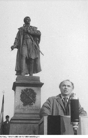 Dresden, Georgplatz, Theodor-Körner-Denkmal, Wiederaufstellung, 18. Oktober 1952
