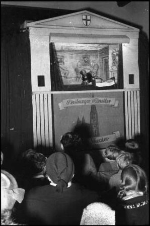 Freiburg: Otto Birkhahn Kasperle, Marionettentheater [Puppentheater], Kasperle-Bühne