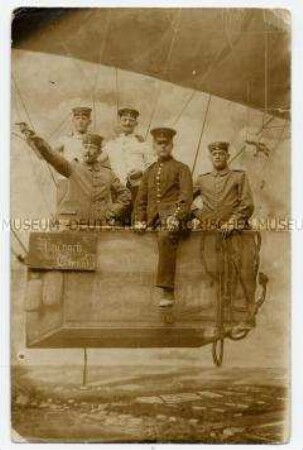 Soldaten im Heißluftballon (Atelieraufnahme)