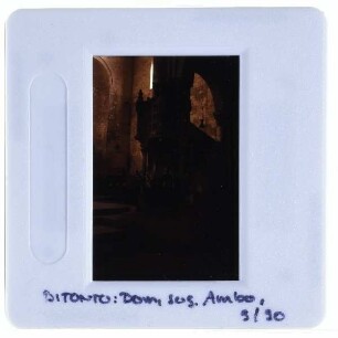 Bitonto, Kathedrale : Ambo