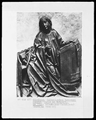 Altarwerk — Altarflügel — Verkündigung — Maria am Betpult