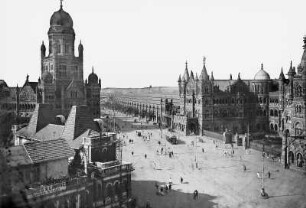Bombay (Indien). Stadtzentrum mit Stadthaus und Victoria-Bahnhof (1878-1888; F. W. Stevens)