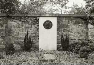 Trinitatisfriedhof, Fiedlerstraße, Arnoldstraße & Tatzberg