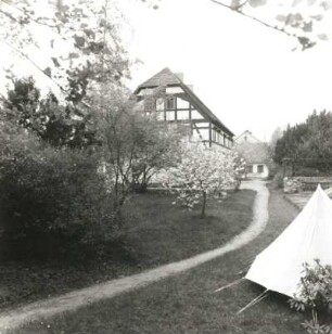 Daubitz (Rietschen-Daubitz), Schulgasse 13. Pfarrhaus (1767). Gartenansicht