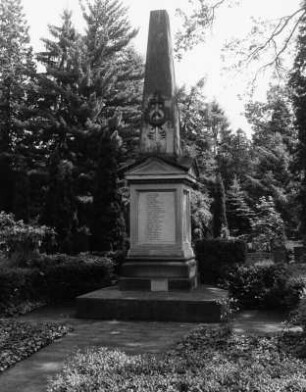 Ehrenmal 1870/71; Darmstadt, Alter Darmstädter Friedhof I F