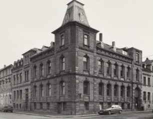 Mylau, Wohnhaus : Mylau. Wohnhaus (um 1905), Ernst-Schneller-Straße 1/Ecke Netzschkauer Straße. Eckansicht