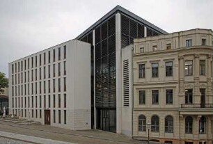 Martin-Luther-Universität — Juridicum